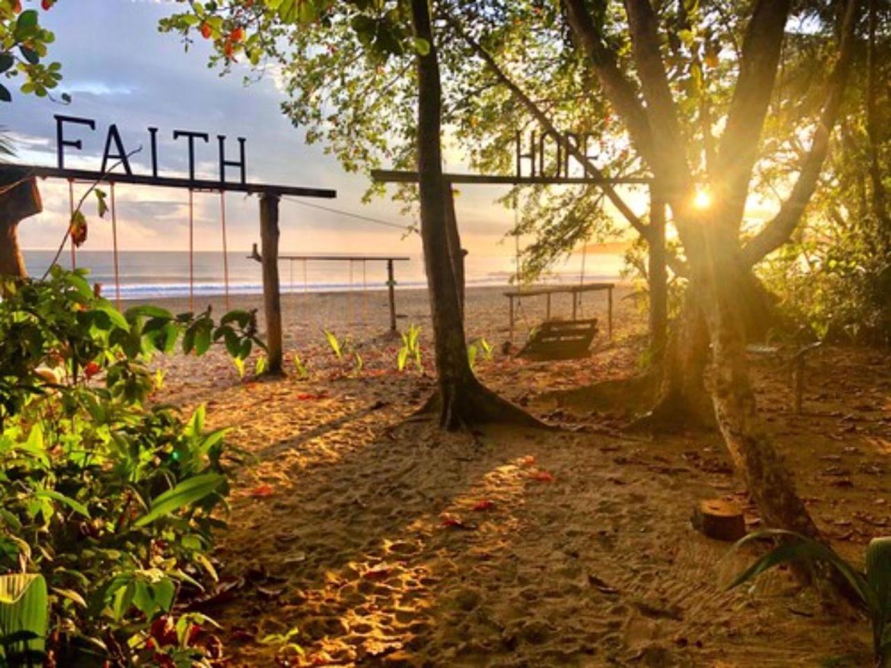 Hotel Faith Glamping Dome Costa Rica Manzanillo  Zewnętrze zdjęcie